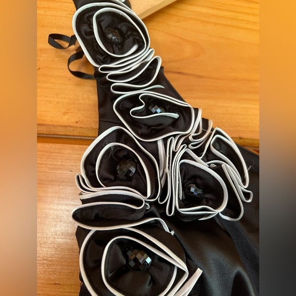 NWOT Dressbarn Dress Womens 6 Black Mini One Shoulder Cocktail Party Ruffle - Picture 3 of 5